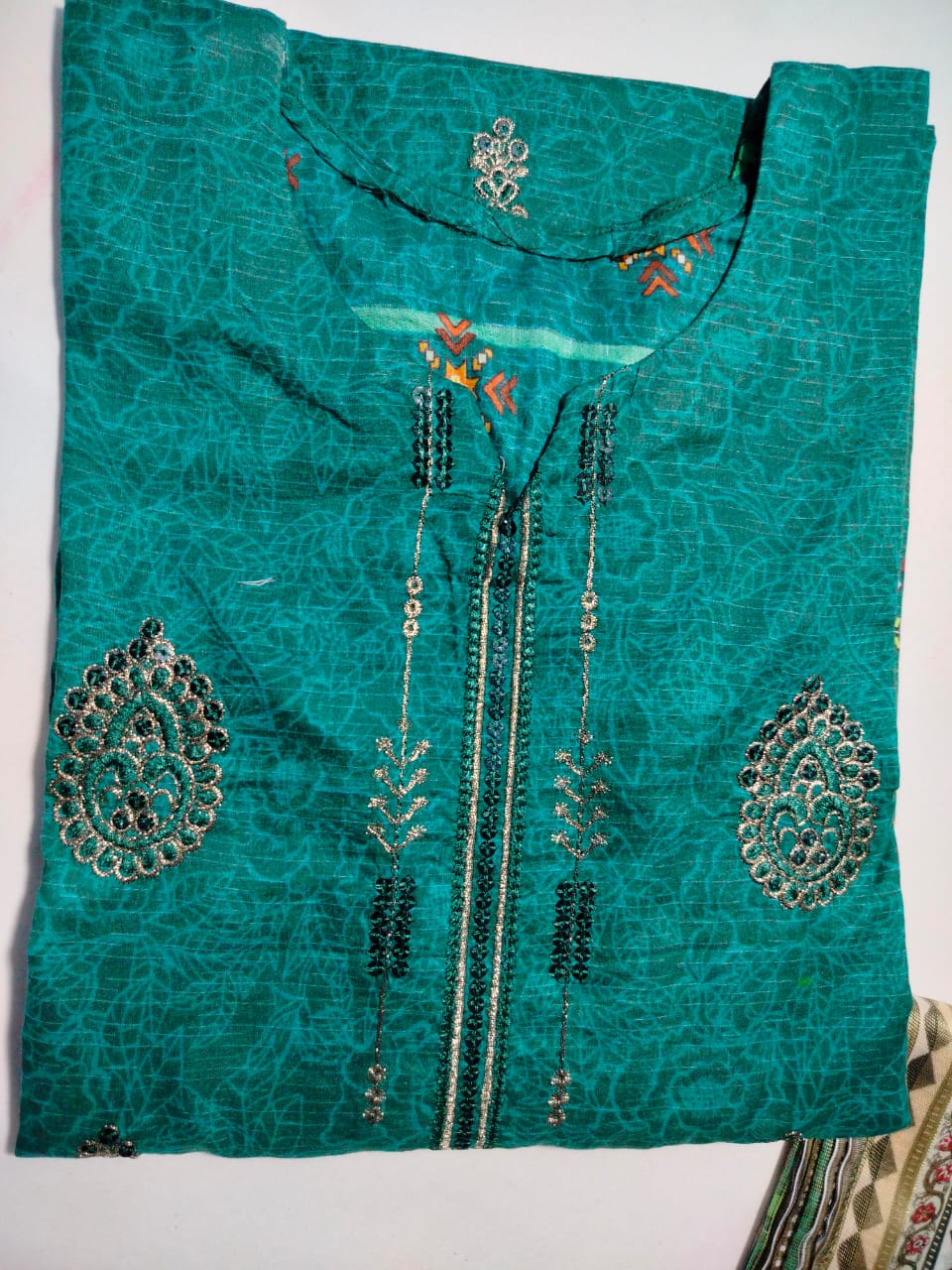 Embroidered Lawn Shirt & Trouser with Fancy Lawn Dupatta - Image 2